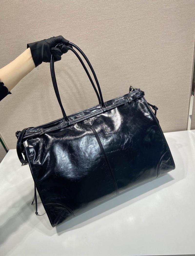 Pra*a top handle bags